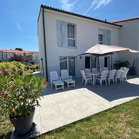 Villa Au Coeur Des Volcans Et Lacs D'auvergne