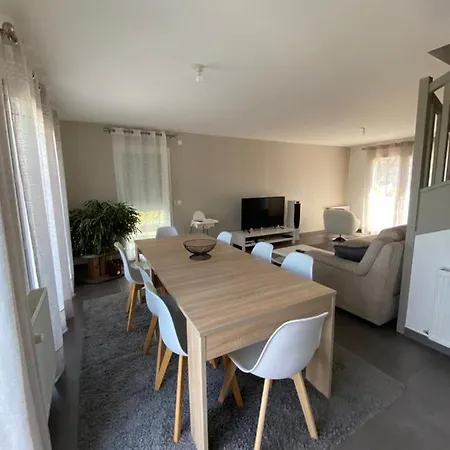 Villa Au Coeur Des Volcans Et Lacs D'auvergne Saint-Beauzire (Puy-de-Dome)