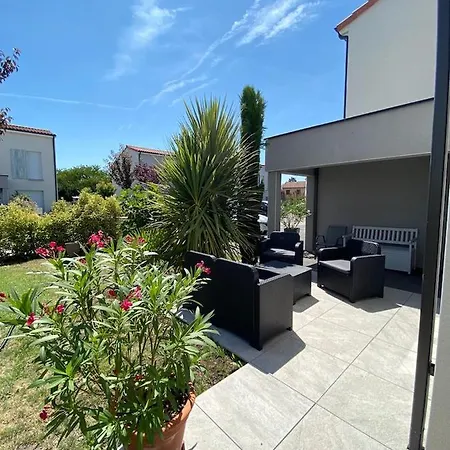 Villa Au Coeur Des Volcans Et Lacs D'auvergne